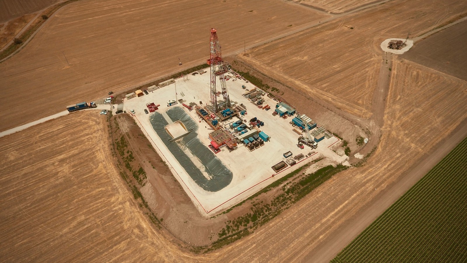 Israel and Stuff » Zion Oil & Gas officially began drilling for oil in northern IsraelIsrael and